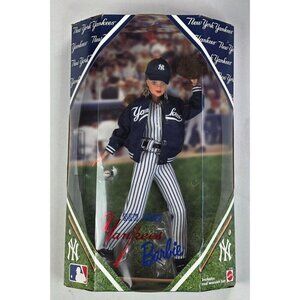 BARBIE New York Yankees Baseball Collector Edition Doll Vintage 1999 Mattel NIB